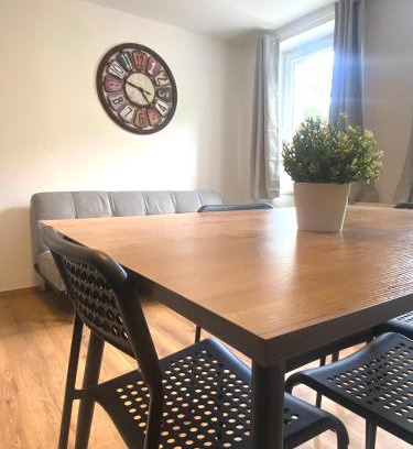 Grafenbach Apartment | Bergluft TOP 3 Modern Apartment with 2 bedrooms 1 hour from Vienna - Parking & 24 hour Self Check-in
