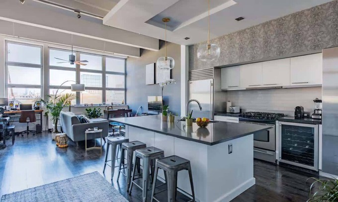 Williamsburg Apartment | Berry Loft IV by Rove | Loft w/Shared Gym, Rooftop