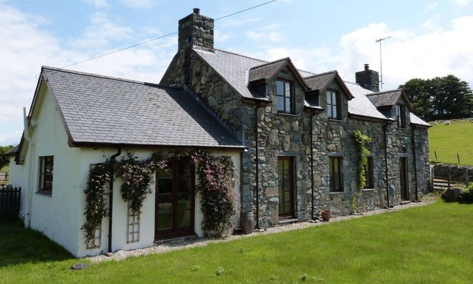 Llanelltyd House | Berthlwyd in the beautiful Dolgellau