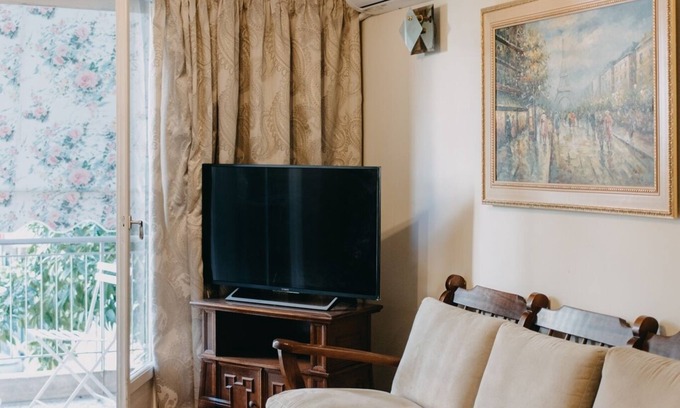 Attiki Apartment | Best House, Attiki metro, Athens