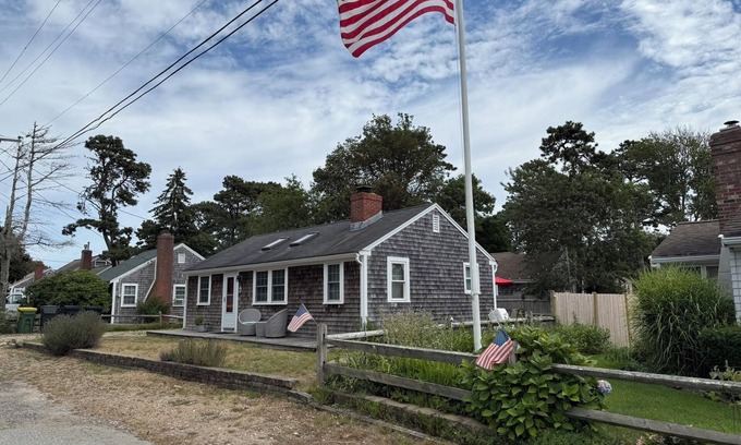 Dennis Port Cottage | Best Little Beach Cottage