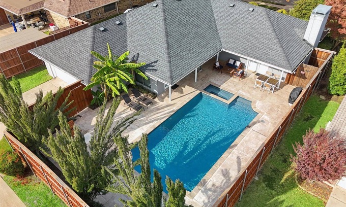 Allen House | Best of Allen at Fountain Park – 5-BD/2-BA w/Pool