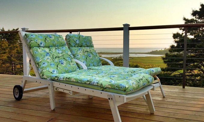 Edgartown House | BEST OF CHAPPY SPECTAC WATERVW HM 2026 WEEKLY WALK/BCH KAYAKS/BIKES W/FERRY TIX