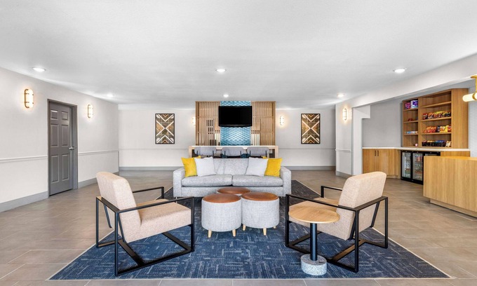 Crowley Hotel | Best Western Acadia Hotel