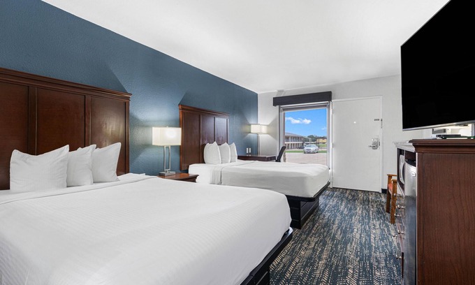Canton Hotel | Best Western Canton Inn