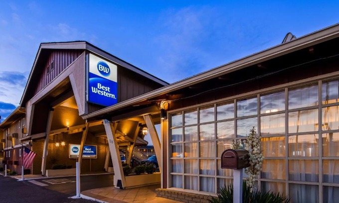 Roseburg Hotel | Best Western Garden Villa Inn