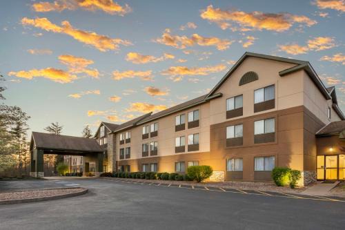Blakeslee Hotel | Best Western Inn at Blakeslee-Pocono