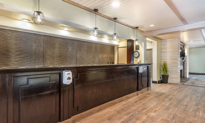 Martinez Hotel | Best Western John Muir Inn