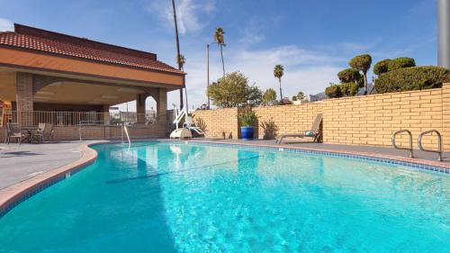 East Pasadena Hotel | Best Western Pasadena Inn