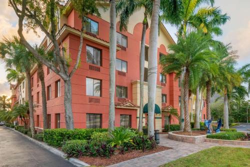 North Palm Beach Hotel | Best Western Plus Palm Beach Gardens Hotel & Suites and Conference Ct