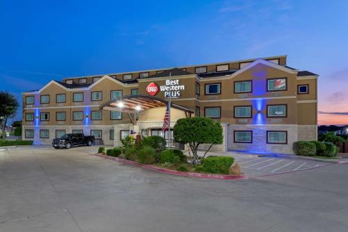Arlington Hotel | Best Western Plus Arlington North Hotel & Suites
