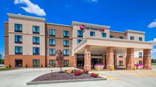 Centralia Hotel | Best Western Plus Centralia Hotel & Suites