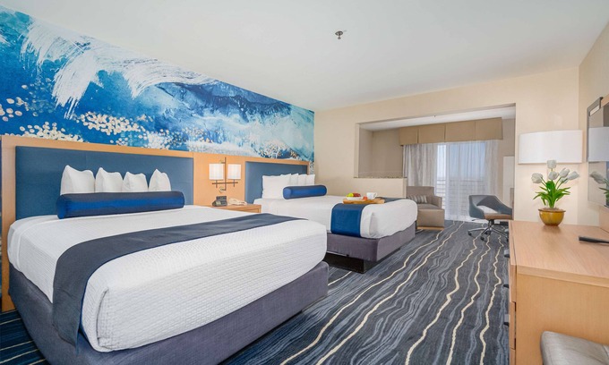 National City Hotel | Best Western Plus Marina Gateway Hotel