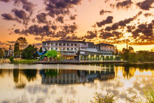 North Lakes Hotel | Best Western Plus North Lakes Hotel