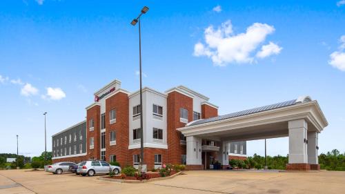 Philadelphia Hotel | Best Western Plus Philadelphia-Choctaw Hotel and Suites