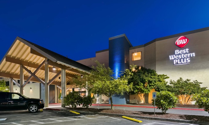 Silverdale Hotel | Best Western Plus Silverdale Beach Hotel