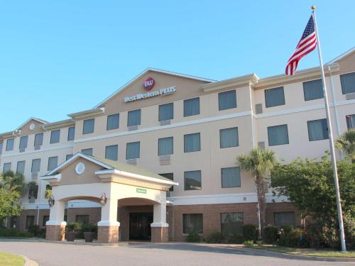 Valdosta Hotel | Best Western Plus Valdosta Hotel & Suites