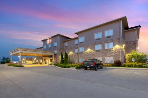 Walkerton Hotel | Best Western Plus Walkerton Hotel & Conference Centre
