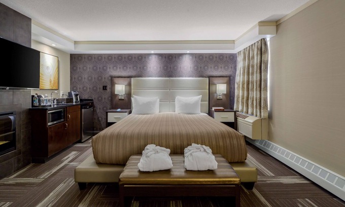 Leduc Hotel | Best Western Premier Denham Inn & Suites