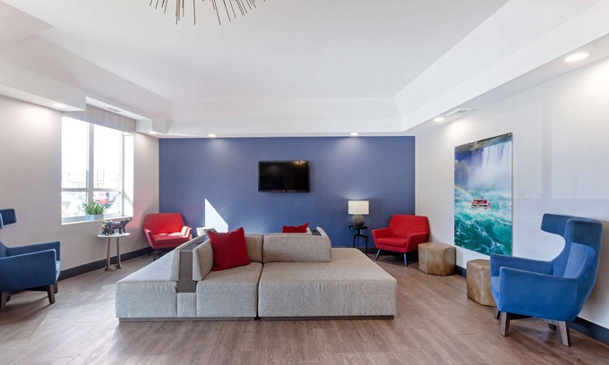 Niagara Falls Hotel | Best Western Summit Inn