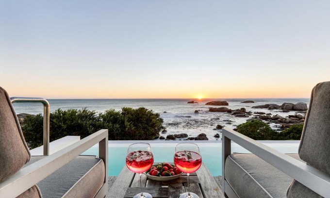 Camps Bay Villa | Beta Beach Villa @ Camps Bay