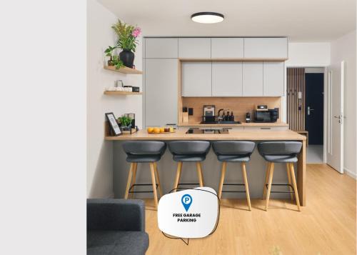 Prague 13 Apartment | Beta Home - Free Garage, Air Condition, Garden, at Metro, 2nd parking on request