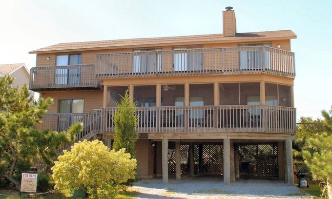 Sandpiper Pines House | Bethany Beach Coastal Retreat