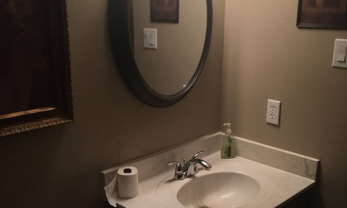 Northwest Heights House | Bethel Home - 3 Bed 2 Bath