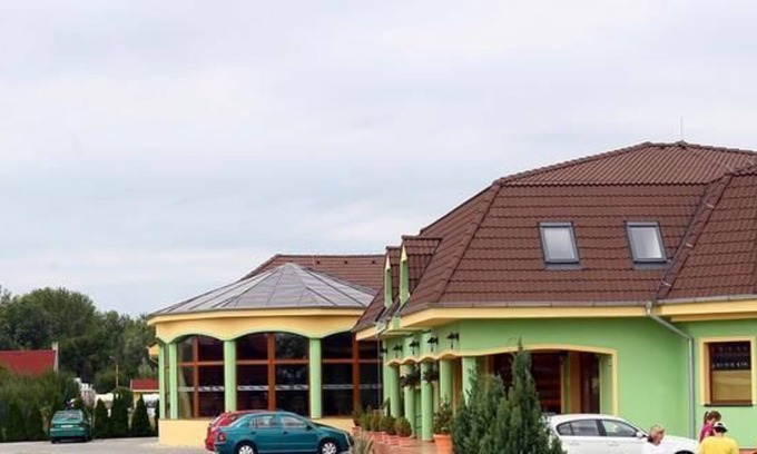 Velky Meder House | Betty pension
