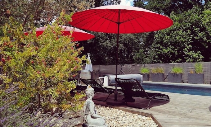 Saussines Condo | Between Nimes and Montpellier, lodging air-conditioned 4 pers. with a pool