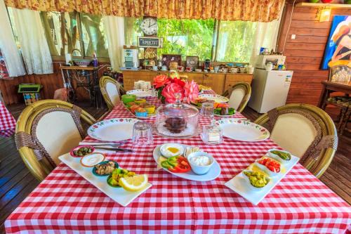 Kahal Bed & Breakfast | Betzel Ha'Ella