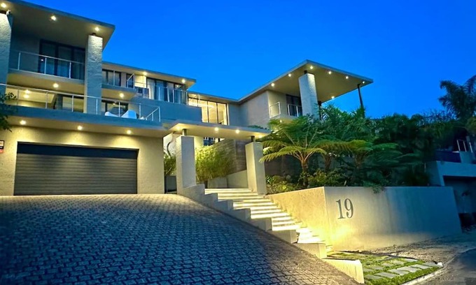 Paradise Villa | Beyond Paradise