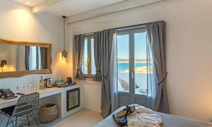 Naousa Apartment | BH178 - C - Suite Paros