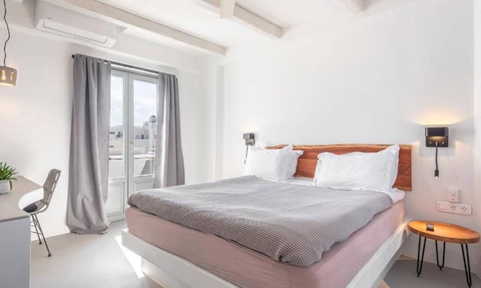 Naousa Apartment | BH179 - C - Suite Paros