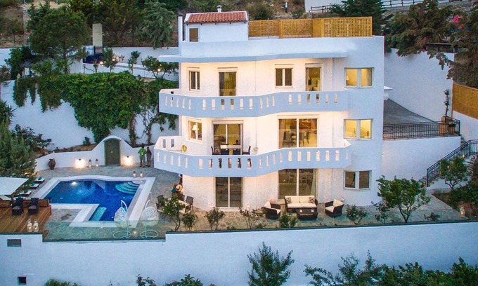 Rodhia Villa | BH236 - R - Villa Heraklion