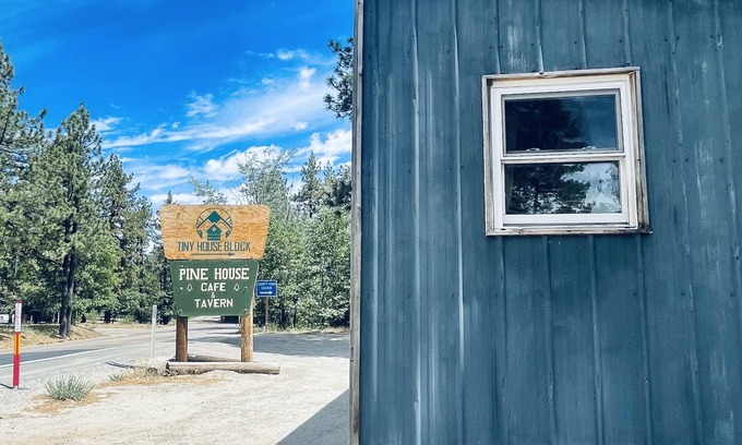 Mount Laguna House | Big Blue - Pura Vida Tiny Home Mountain Retreat