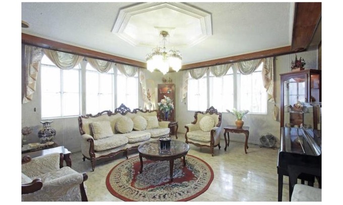 Quezon City House | Big House in Quezon City