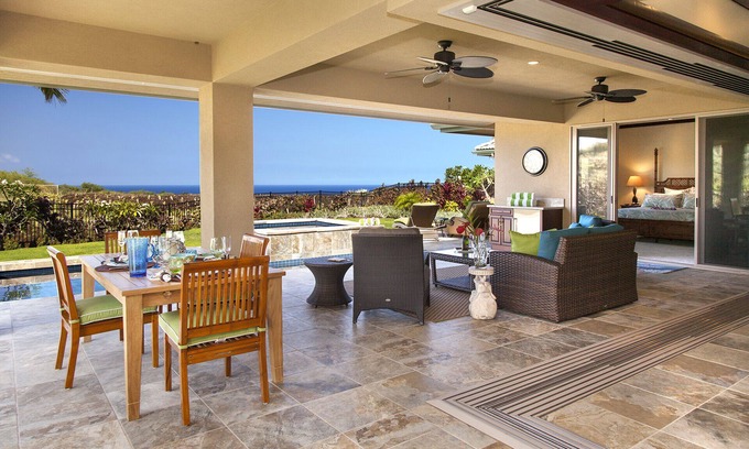 Kamuela Villa | BIG ISLAND PARADISE-private lanai -pool/spa/low golf rates/access to #1 beaches