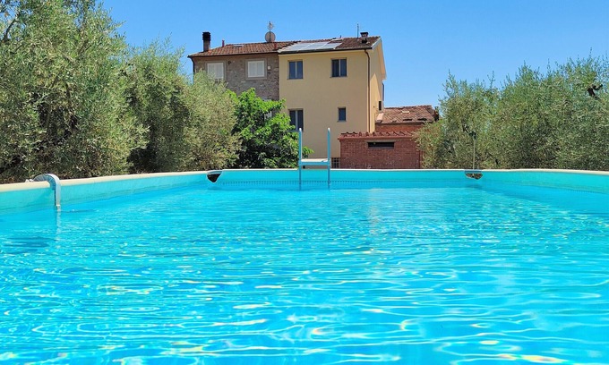 Capannori House | Big panoramic house in the Lucca hills. Pool, garden, WiFi, Aircon