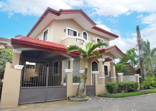 Calapan House | Big Transient House