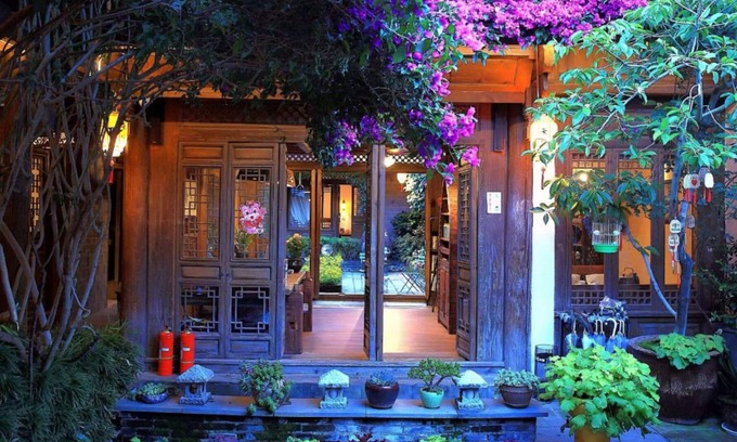 Gucheng House | Big Tree Guesthouse