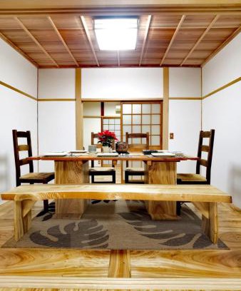 Izumisano Bed & Breakfast | Bighem Maison