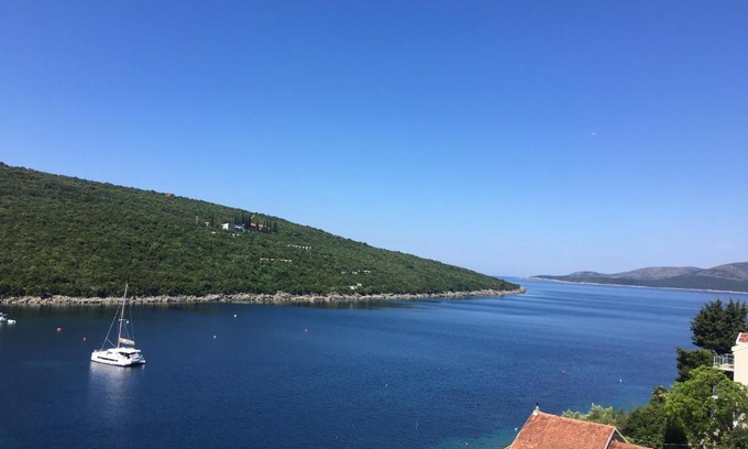 Bigovo Apartment | Bigova Sea View Holiday Rooms