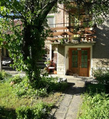 Letnitsa House | Bilkarskata Kashta