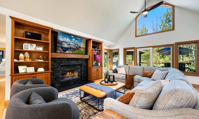 Ellison Bay House | Birch Grove: 4 Bed, 3 Bath, Large Deck on 5 Acres