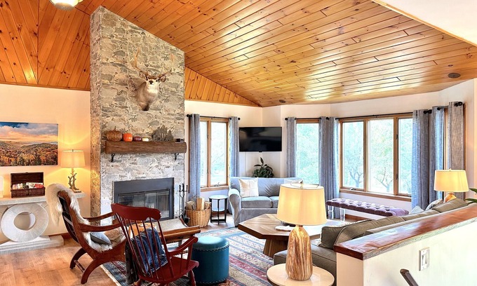 Johnsburg Ski Chalet | Birch Hill Lodge, Heated Pool, Hot Tub, Playroom & Fireplace Near Gore Mt with