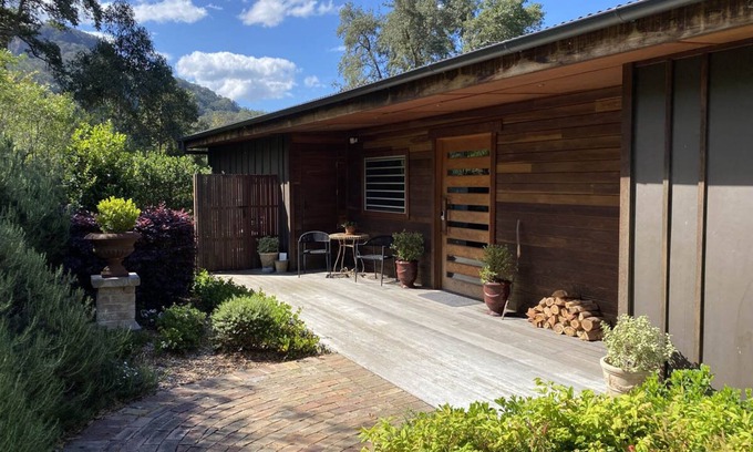 Barrengarry Villa | Bird's Nest Luxury Villa