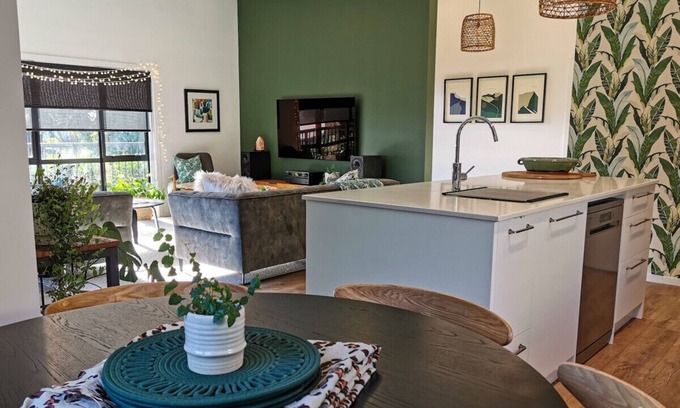 Lynmore House | Birdsong Lodge - a delightful Rotorua escape
