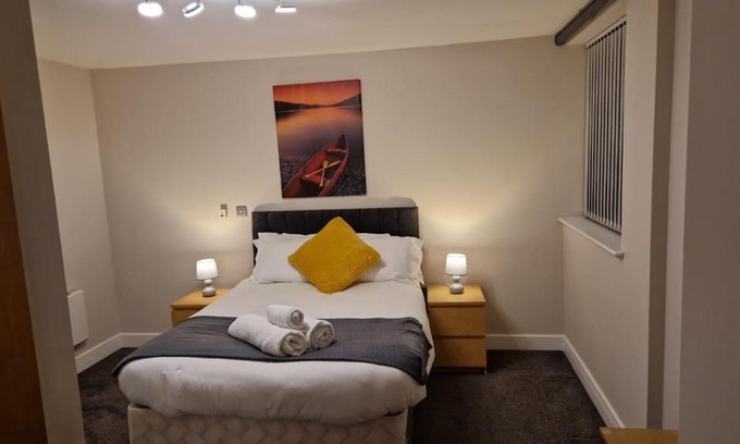 Convention Quarter Apartment | Birmingham Amethyst, 3 bedroom Apartment