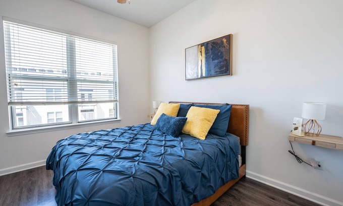 Home Park Apartment | Black and Gold Experience | Best location Downtown Atlanta ideal for long stays